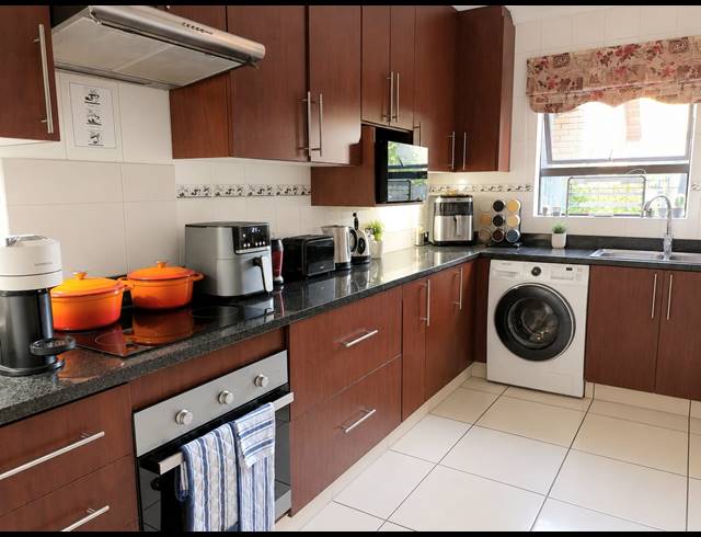 3 BEDROOM HOUSE FOR SALE IN ZWARTKOP